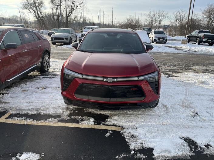 2025 Chevrolet Blazer EV RS eAWD Conv&DrvrConfPkg w/Dual-LevelChargeCord SuperCruise AdptvCrz Sunroof HD-SrrndVsn Milwaukee WI